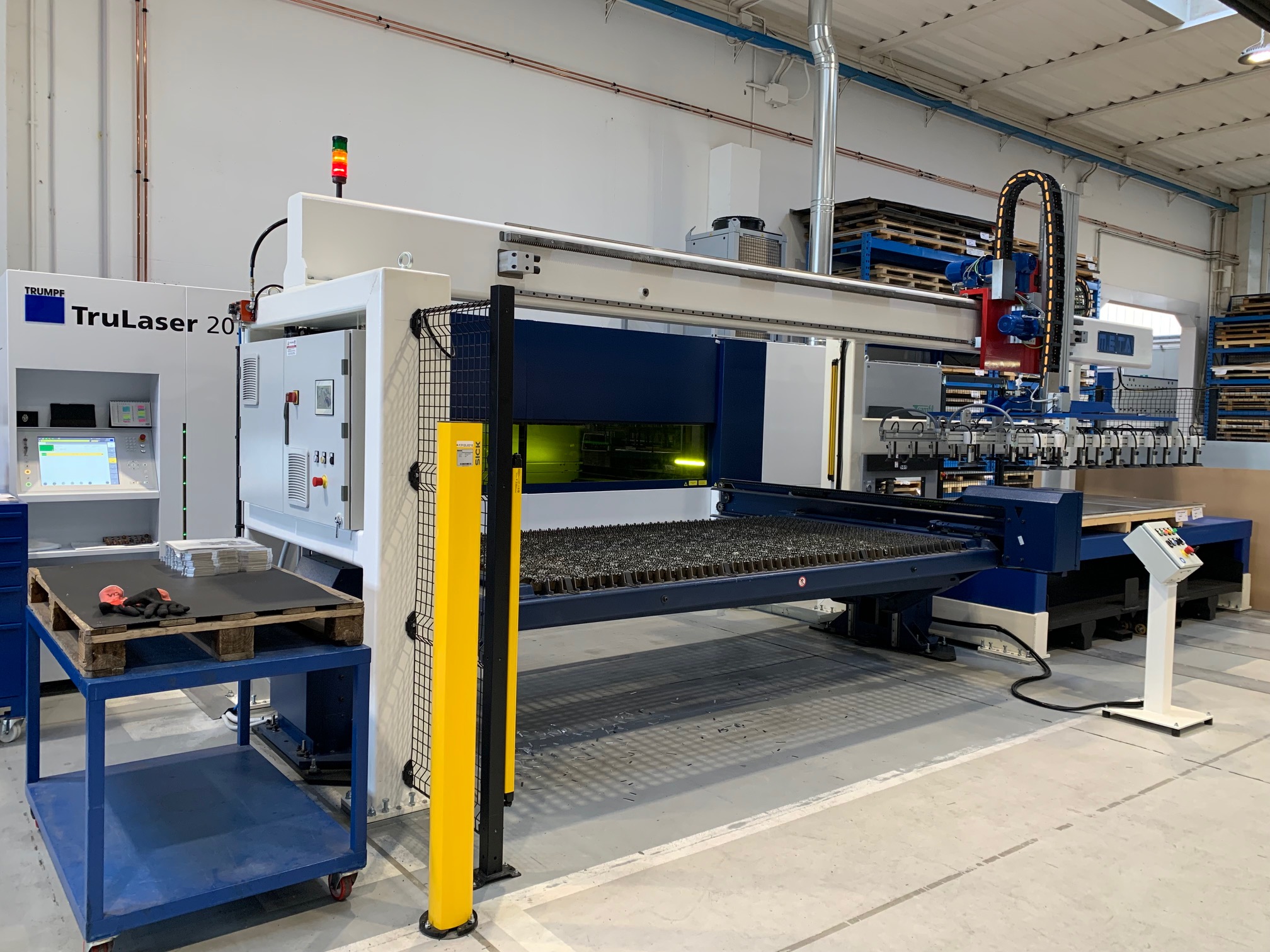 You are currently viewing It’s TruLaser 2030 of the German manufacturer Trumpf SE + Co. KG